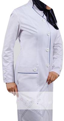 400 3 - روپوش سفید زنانه سندس مدل با نوار سرمه ای آویژه