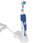 trisa pro clean toothbrush 2 150x150 - مسواک برقی تریزا به همراه سه عدد سری Trisa Pro Clean Professional